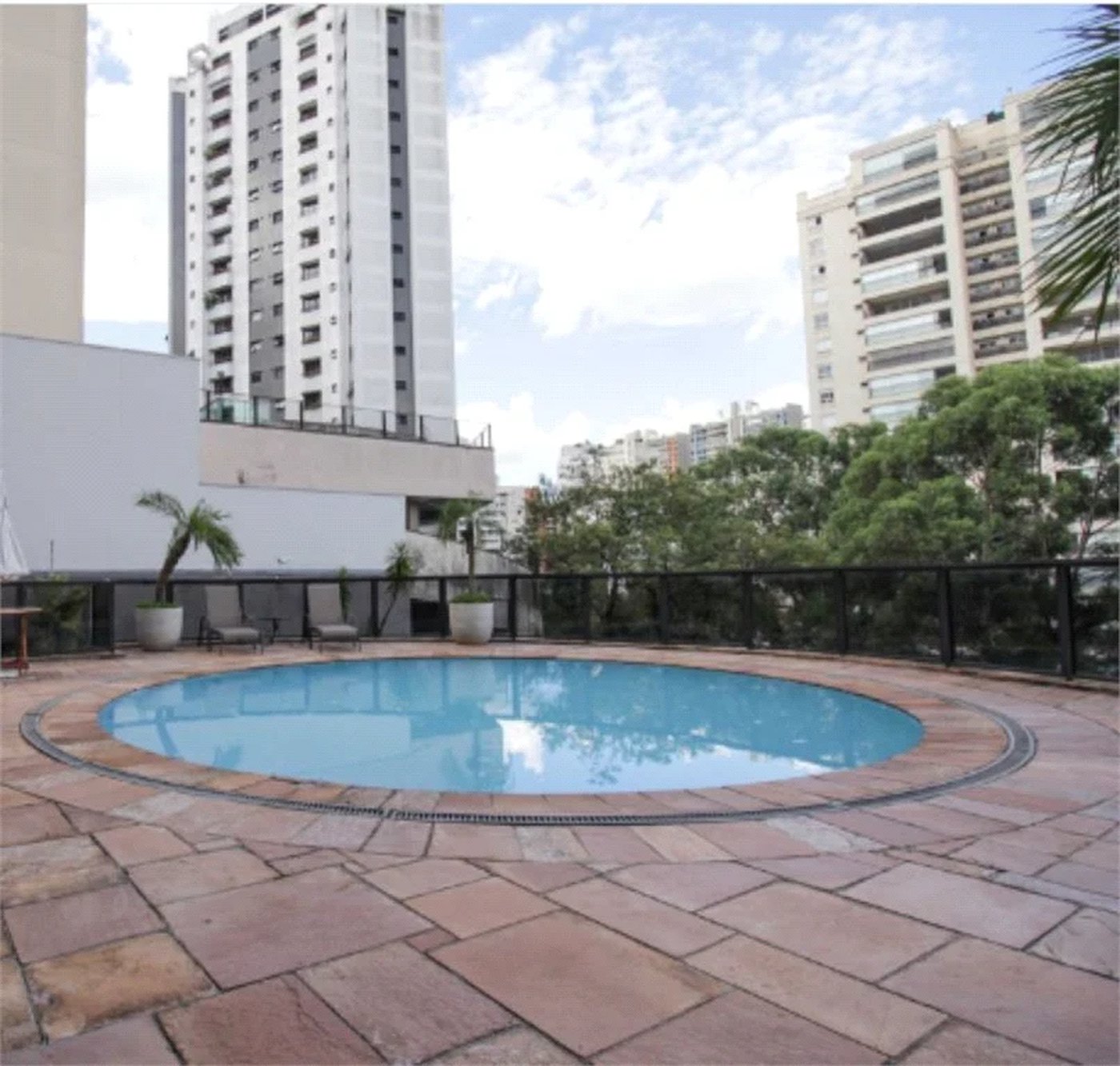 Apartamento à venda com 4 quartos, sendo 3 suítes,  em Vila Andrade, São Paulo, SP
