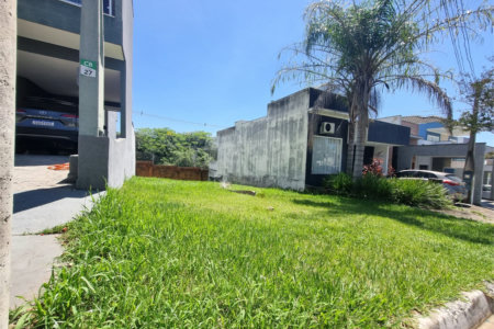 Terreno à venda no condomínio Horto Florestal Villagio, Sorocaba - SP