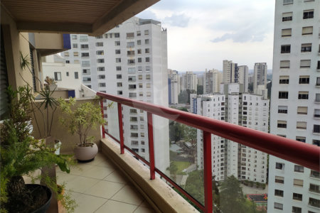Apartamento à venda com 3 suítes em Morumbi, São Paulo, SP
