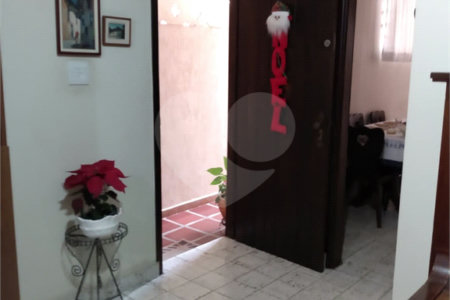 Sobrado à venda com 3 quartos em Vila Cordeiro, São Paulo, SP