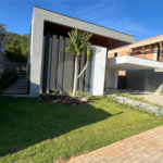 Casa à venda com 4 suítes no condomínio Residencial Granville, Atibaia - SP