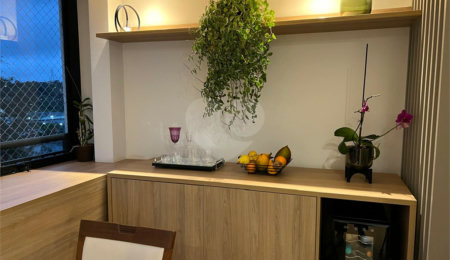 Apartamento à venda com 2 quartos, sendo 1 suíte,  em Santo Amaro, São Paulo, SP