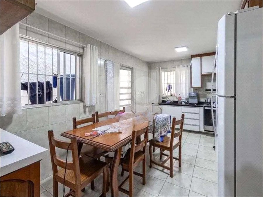 Casa à venda com 3 quartos em Jardim Marisa, São Paulo, SP