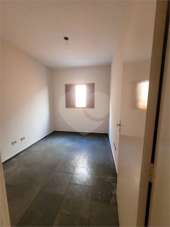 Casa à venda com 3 quartos, sendo 1 suíte, em Vila Vitório Mazzei, São Paulo, SP