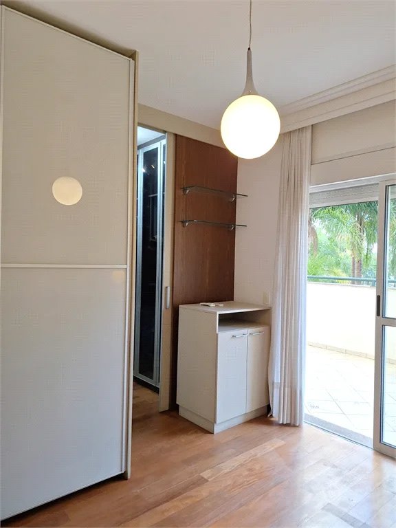 Apartamento à venda com 4 quartos, sendo 3 suítes, em Vila Gertrudes, São Paulo, SP
