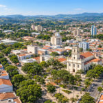 Terreno à venda com 4 quartos, sendo 3 suítes,  em Mombuca, Itatiba, SP
