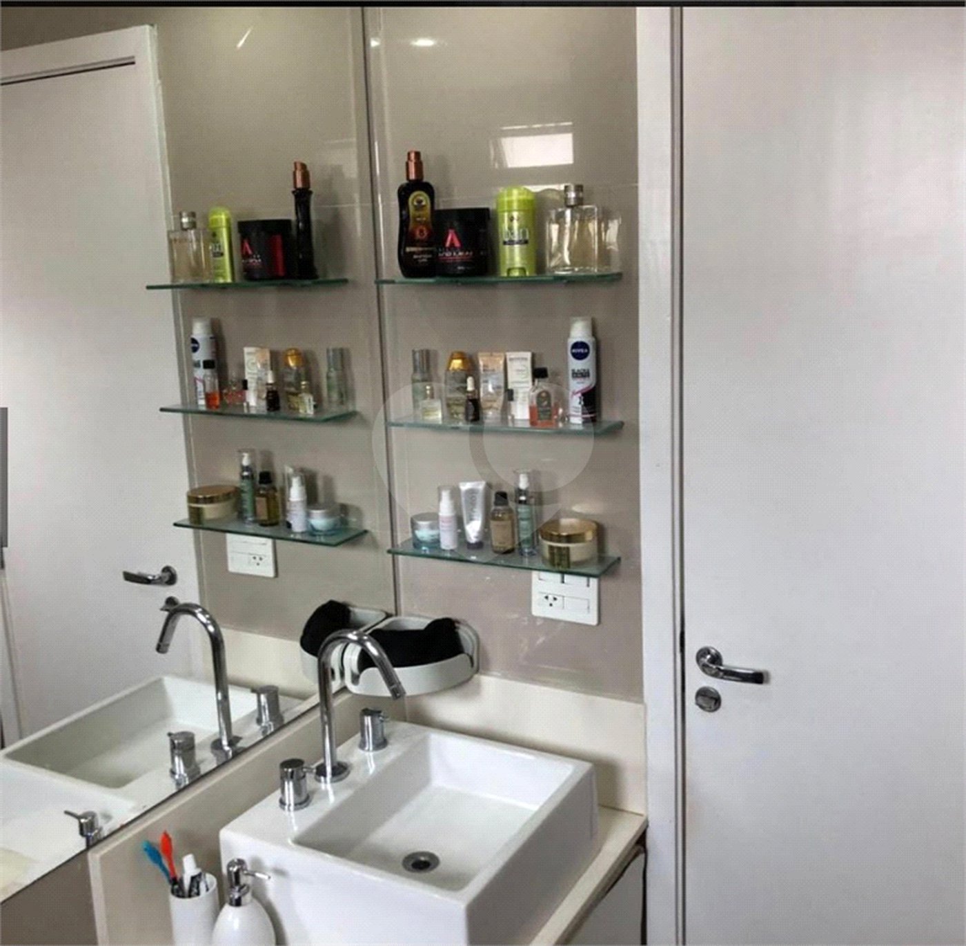 Apartamento à venda com 3 quartos, sendo 1 suíte,  em Jardim Ampliação, São Paulo, SP