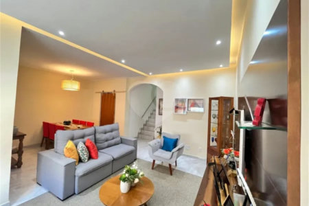 Casa de Vila à venda com 4 quartos, sendo 2 suítes, em Tijuca, Rio de Janeiro, RJ