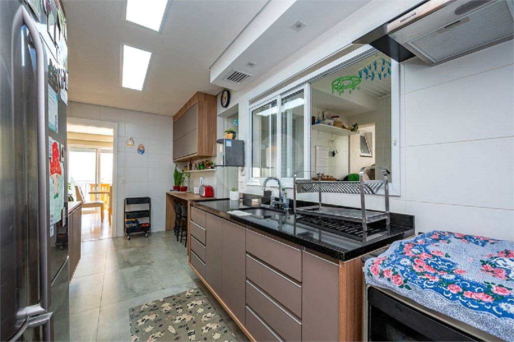 Apartamento à venda com 3 suítes em Jardim Caboré, São Paulo, SP