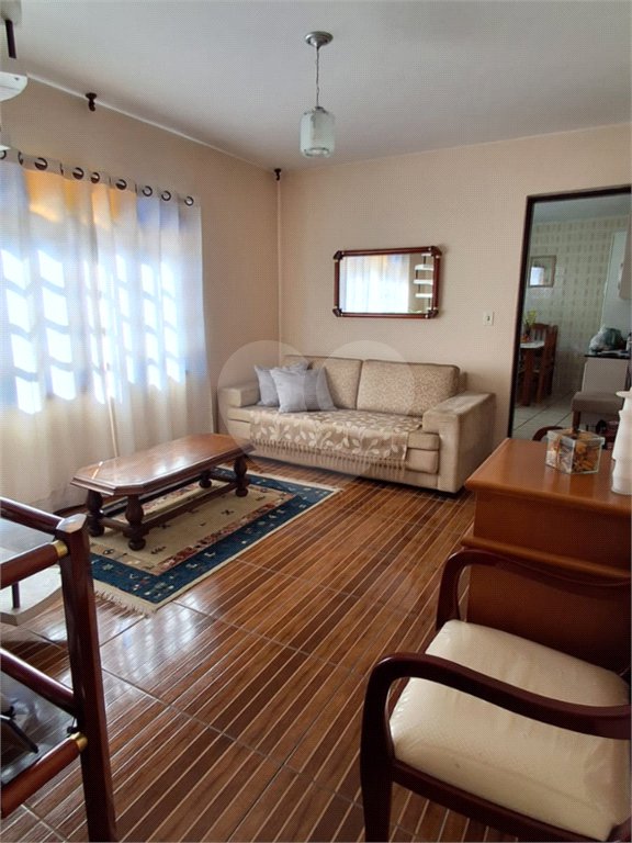 Casa à venda com 3 quartos em Jaraguá, São Paulo, SP