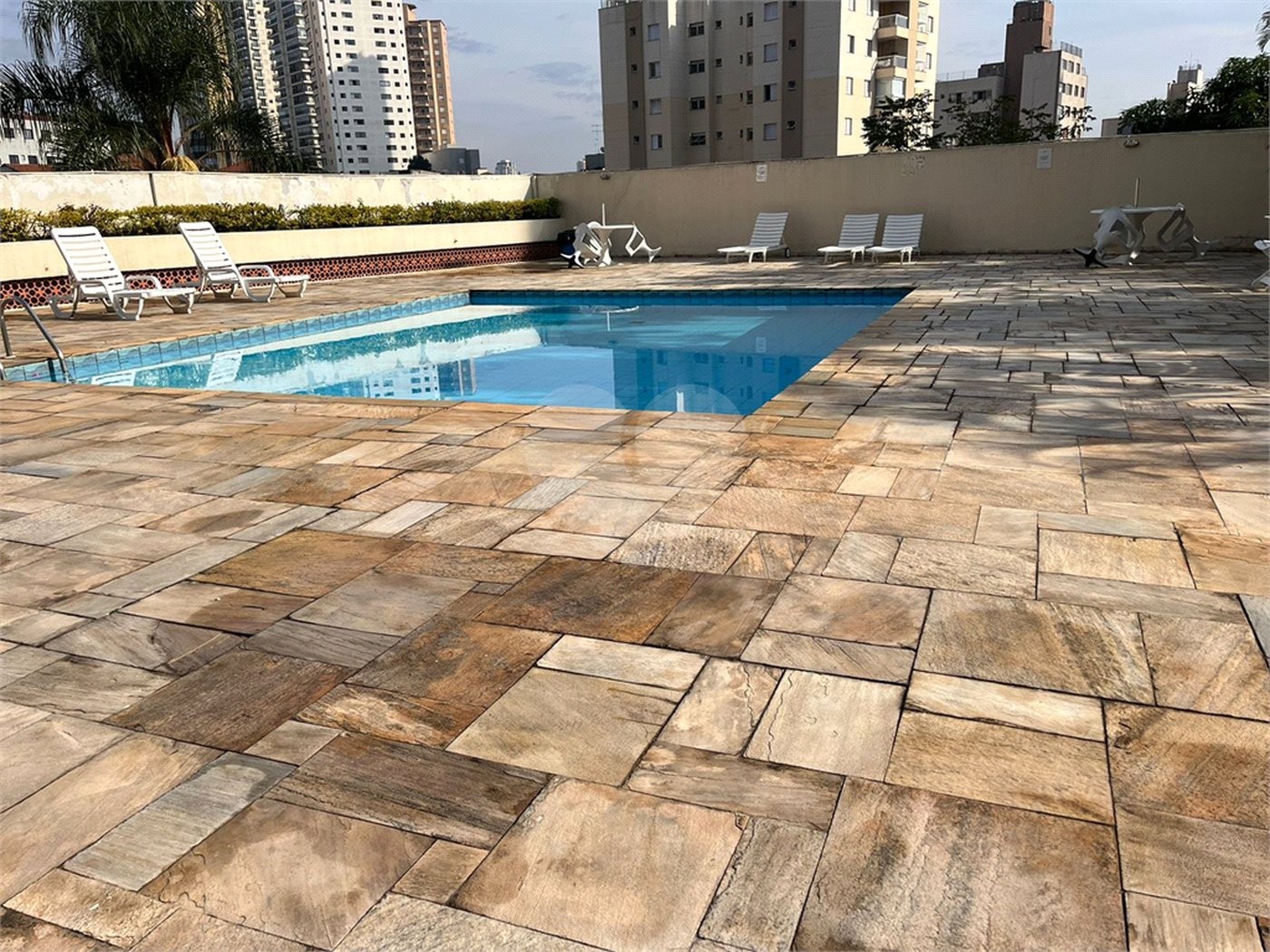 Apartamento à venda com 4 quartos, sendo 2 suítes,  em Água Fria, São Paulo, SP