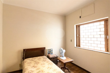 Casa à venda com 3 quartos, sendo 1 suíte, em Jardim São Luiz, Ribeirão Preto, SP