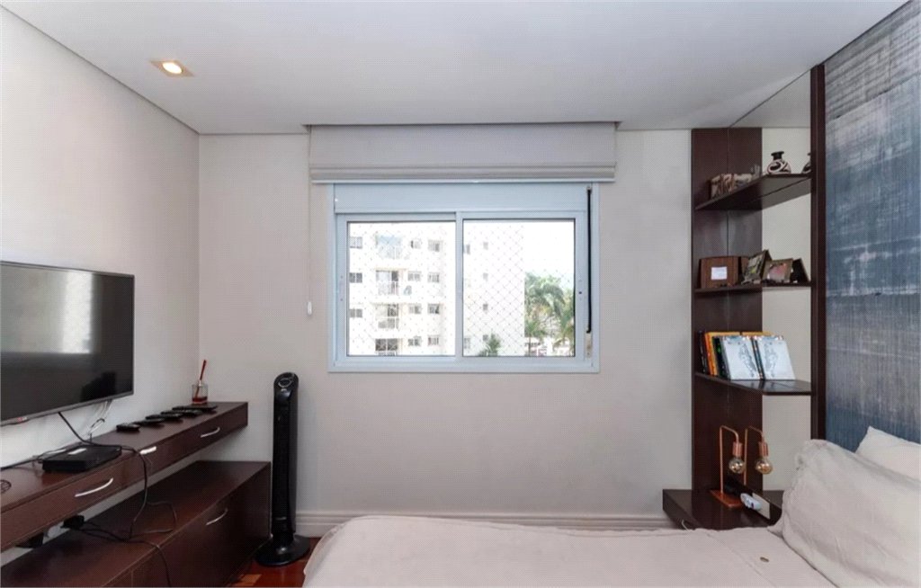 Apartamento para alugar com 3 quartos, sendo 1 suíte, em Água Branca, São Paulo, SP