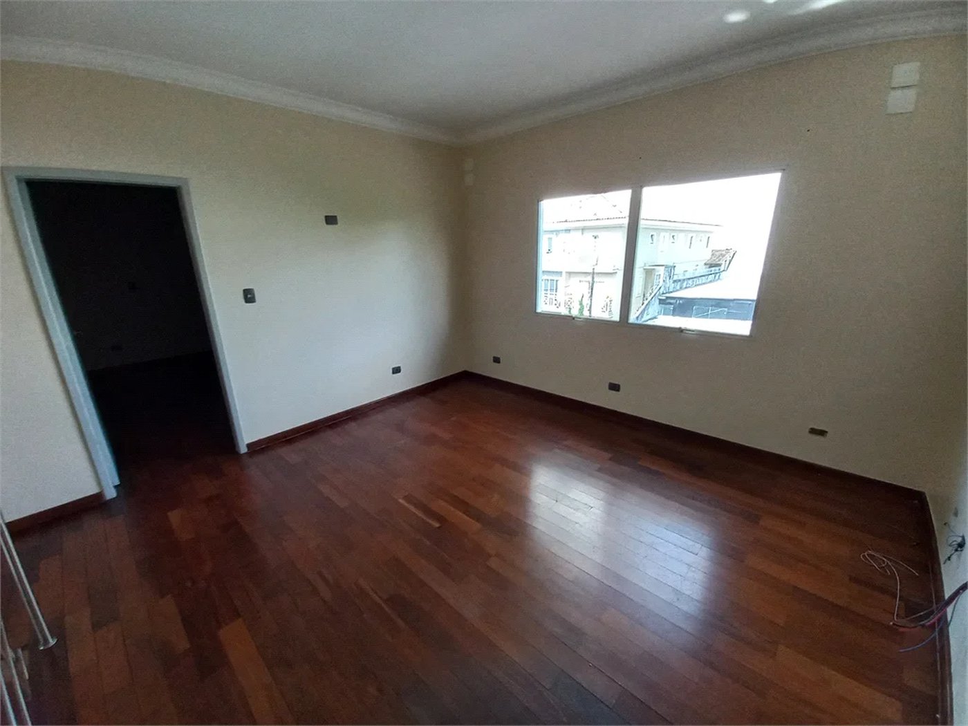 Sobrado à venda com 3 quartos, sendo 1 suíte, em Lar São Paulo, São Paulo, SP