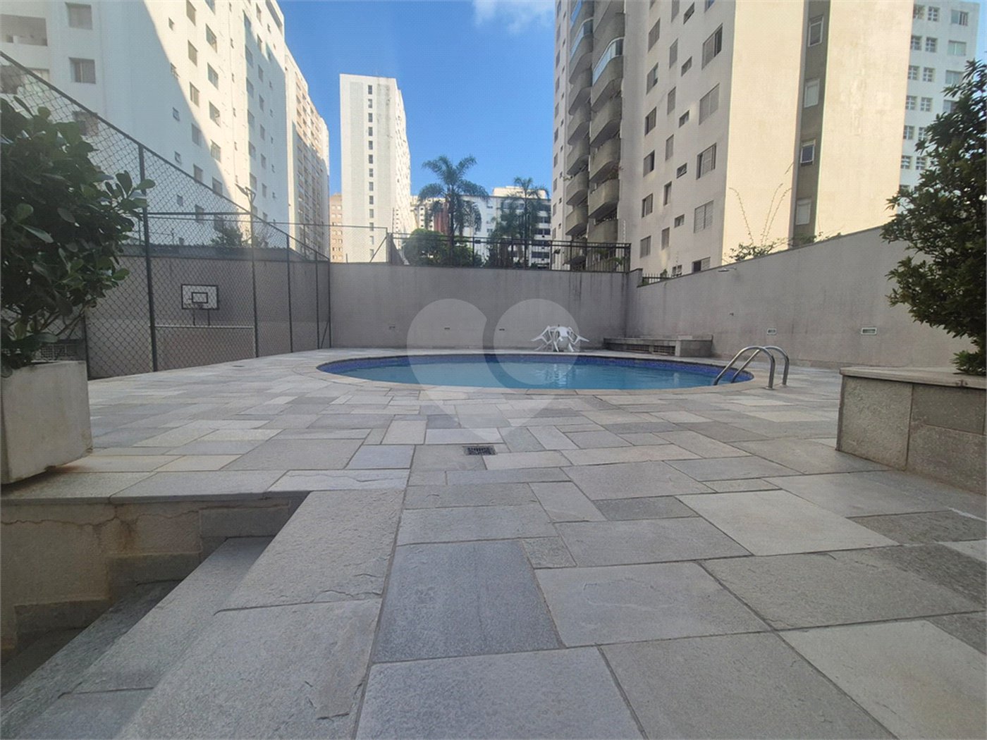 Apartamento à venda com 3 quartos, sendo 1 suíte, em Itaim Bibi, São Paulo, SP