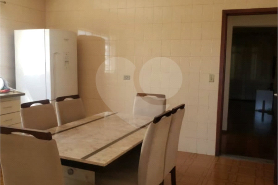 Sobrado à venda com 3 quartos, sendo 1 suíte, em Tremembé, São Paulo, SP