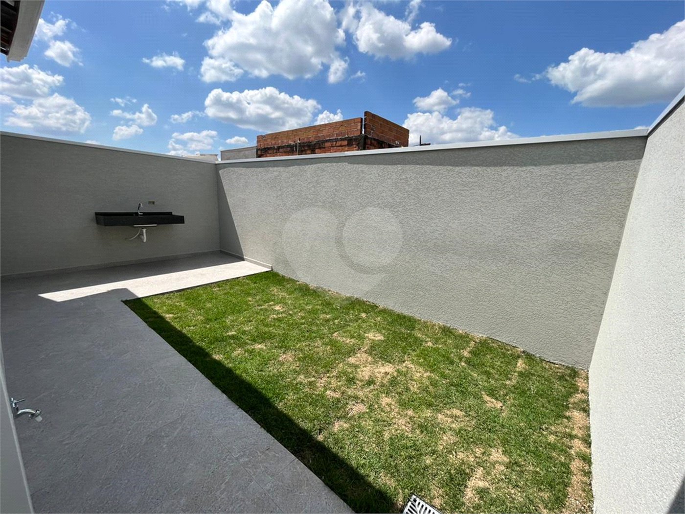 Casa à venda com 3 quartos, sendo 2 suítes, em Nova Cerejeira, Atibaia, SP