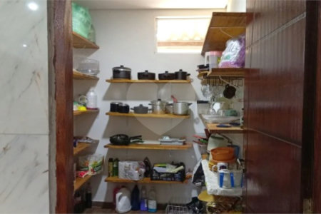 Chácara à venda com 4 quartos em Parque Maria Fernandes, São Paulo, SP