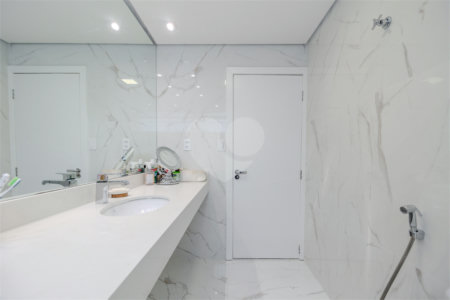 Apartamento à venda ou para alugar com 2 suítes em Cerqueira César, São Paulo, SP