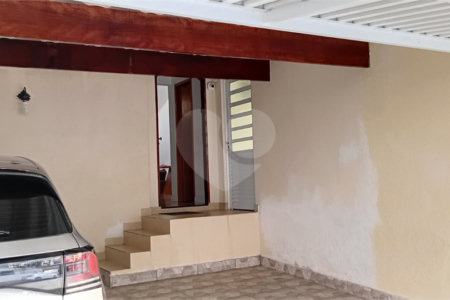 Casa à venda com 4 quartos, sendo 2 suítes,  em Vila Sônia, São Paulo, SP