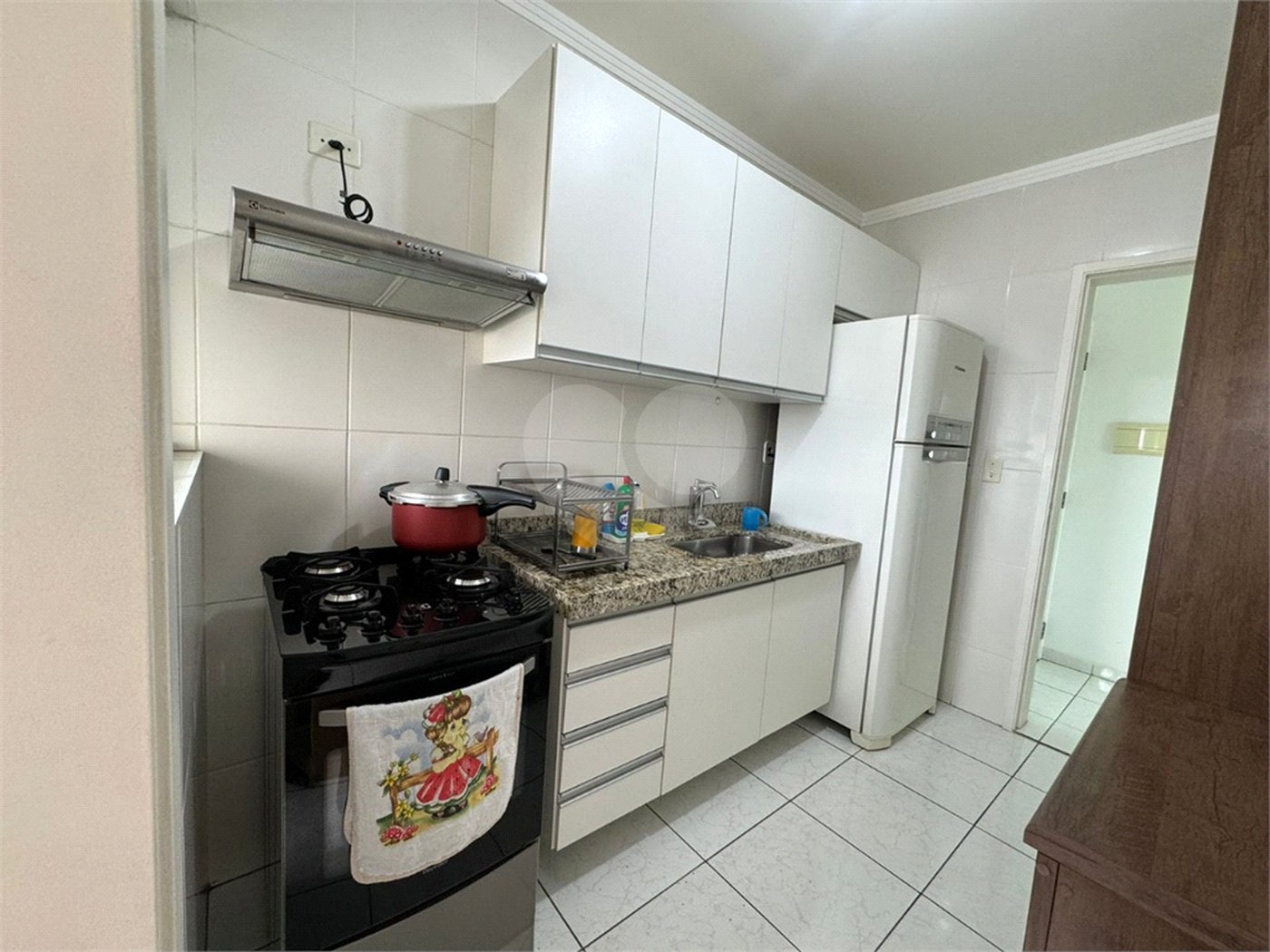 Apartamento à venda com 2 quartos, sendo 1 suíte, em Vila Haro, Sorocaba, SP