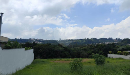 Terreno à venda no condomínio Recanto das Palmas, Vinhedo - SP