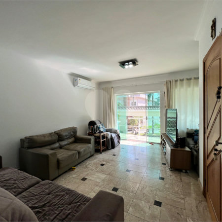 Casa à venda com 4 suítes no condomínio Residencial Cantareira, São Paulo - SP