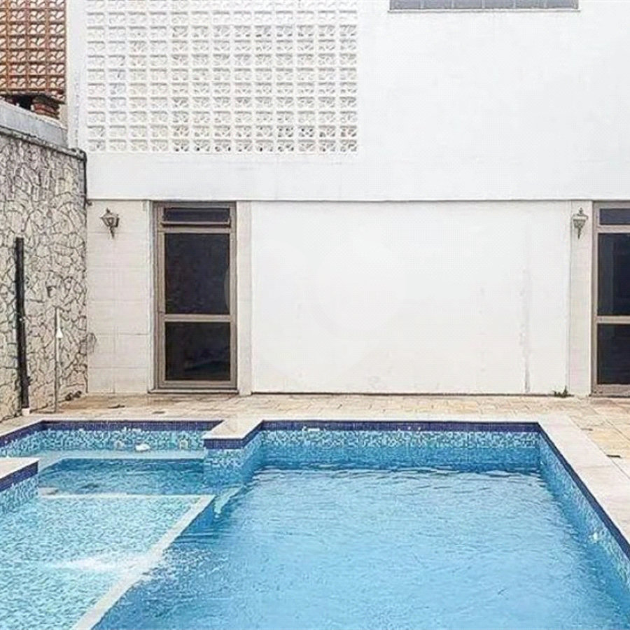 Casa à venda com 5 quartos, sendo 1 suíte, em Vila Santo Estevão, São Paulo, SP