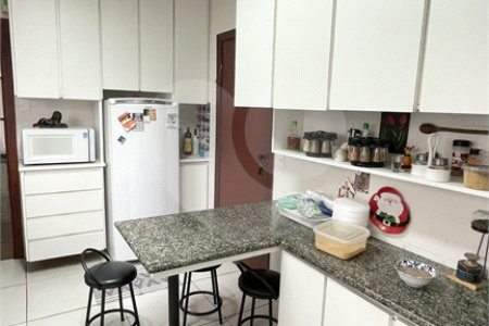 Apartamento à venda com 3 quartos, sendo 1 suíte, em Vila Paulicéia, São Paulo, SP
