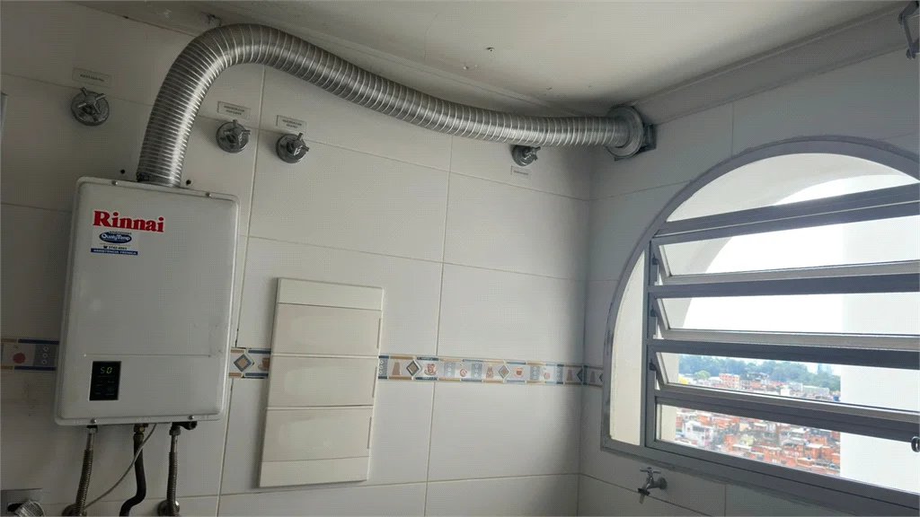 Apartamento à venda com 3 quartos, sendo 1 suíte, em Vila Andrade, São Paulo, SP