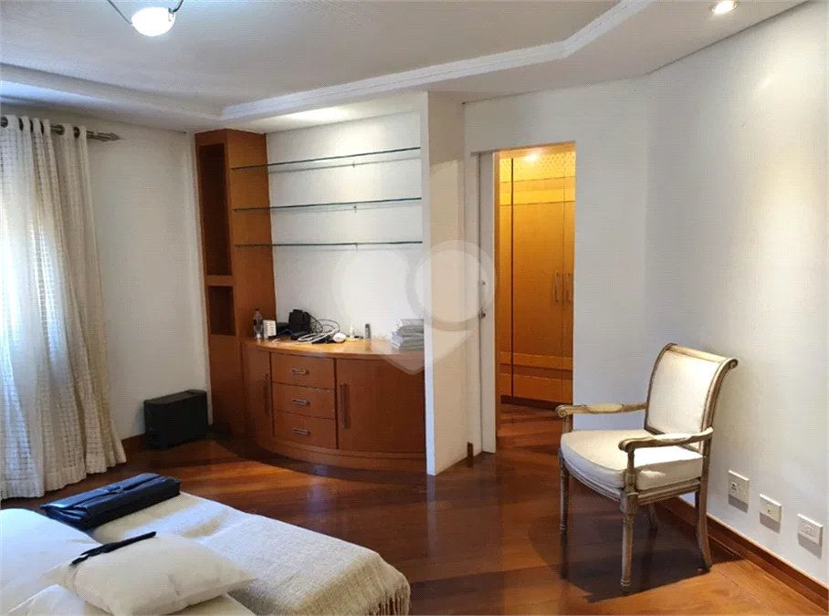 Casa à venda ou para alugar com 5 suítes no condomínio Residencial Morumbi Q.1, São Paulo - SP