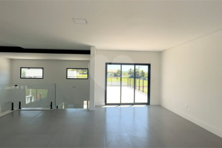 Casa à venda com 5 suítes no condomínio Terras de Mont Serrat, Salto - SP