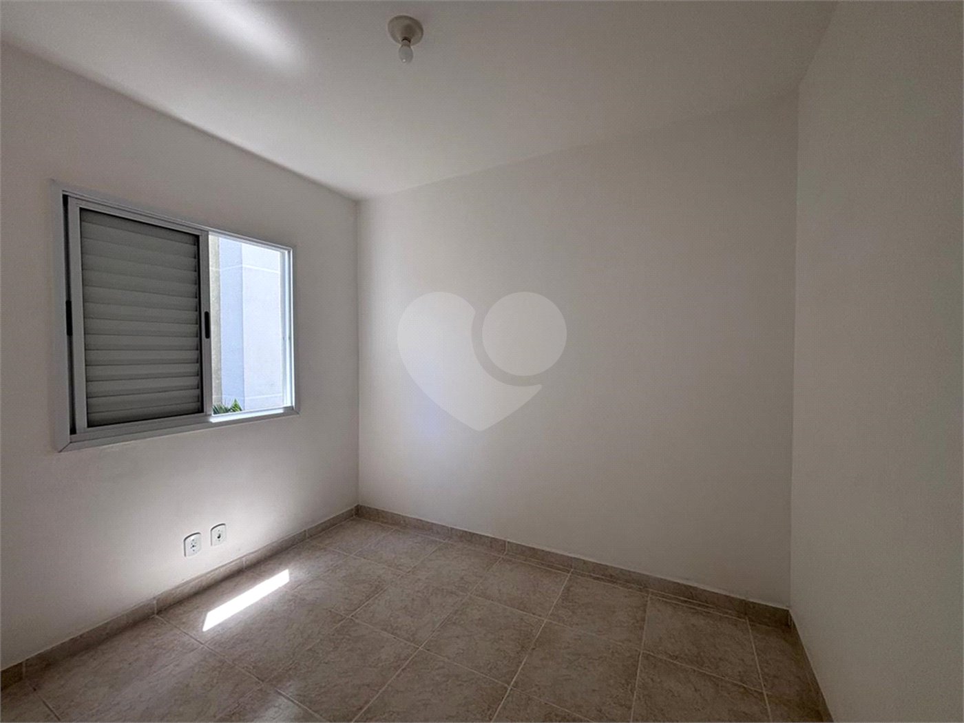 Apartamento à venda com 2 quartos em Vila Haro, Sorocaba, SP