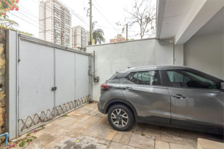 Casa à venda com 3 quartos, sendo 1 suíte, em Chácara Santo Antônio (zona Sul), São Paulo, SP