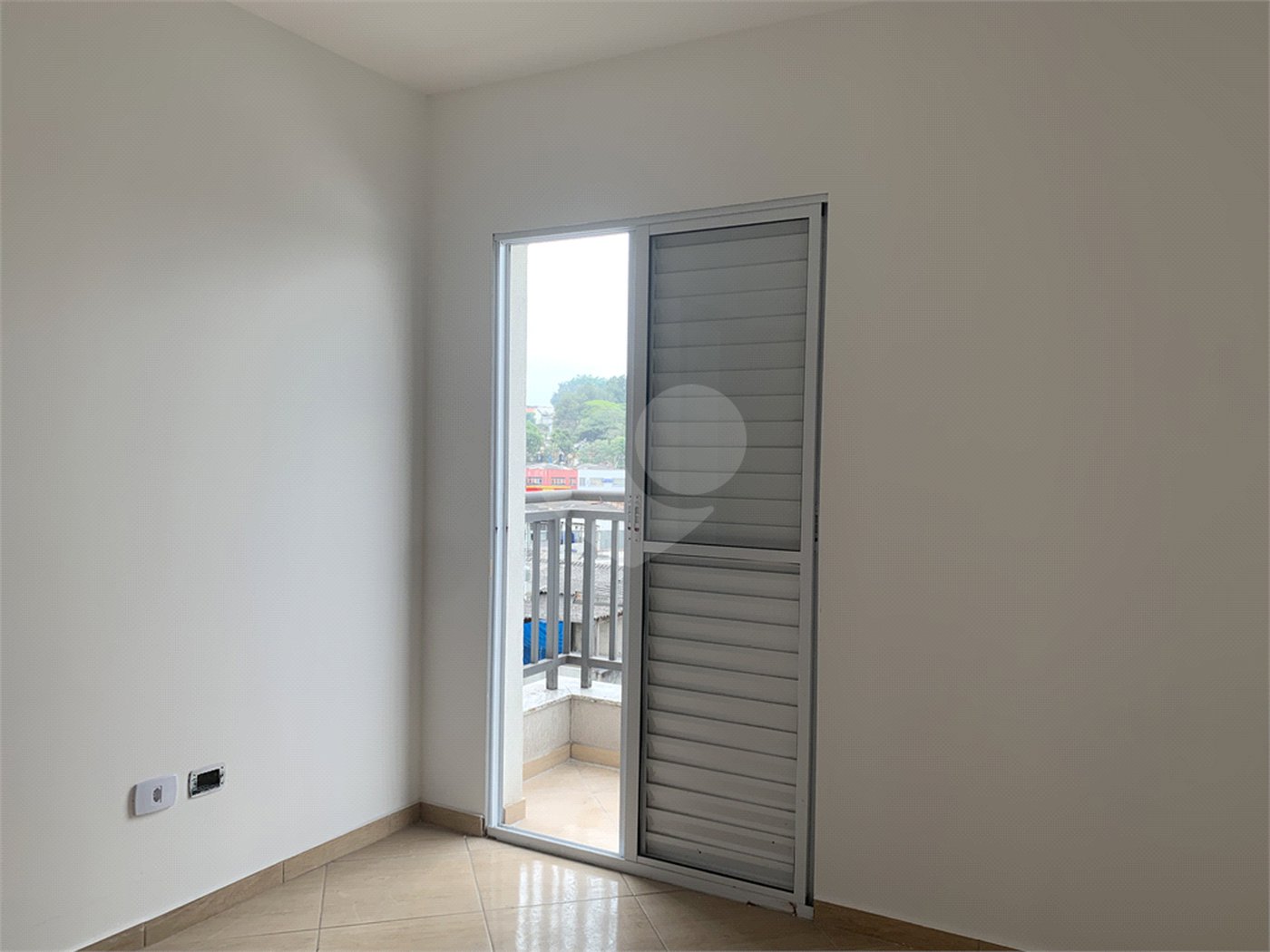 Casa à venda com 2 suítes no condomínio Residencial Pitangueiras, São Paulo - SP
