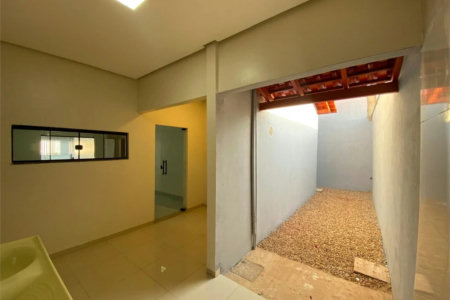 Casa à venda com 3 quartos, sendo 1 suíte, em Catumbi, Balsas, MA