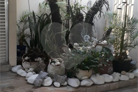 Sobrado à venda com 4 quartos, sendo 3 suítes, em Jardim São Bento, São Paulo, SP
