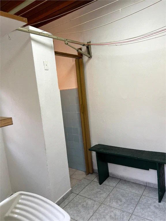 Sobrado à venda com 5 quartos, sendo 2 suítes, em Vila Universitária, São Paulo, SP