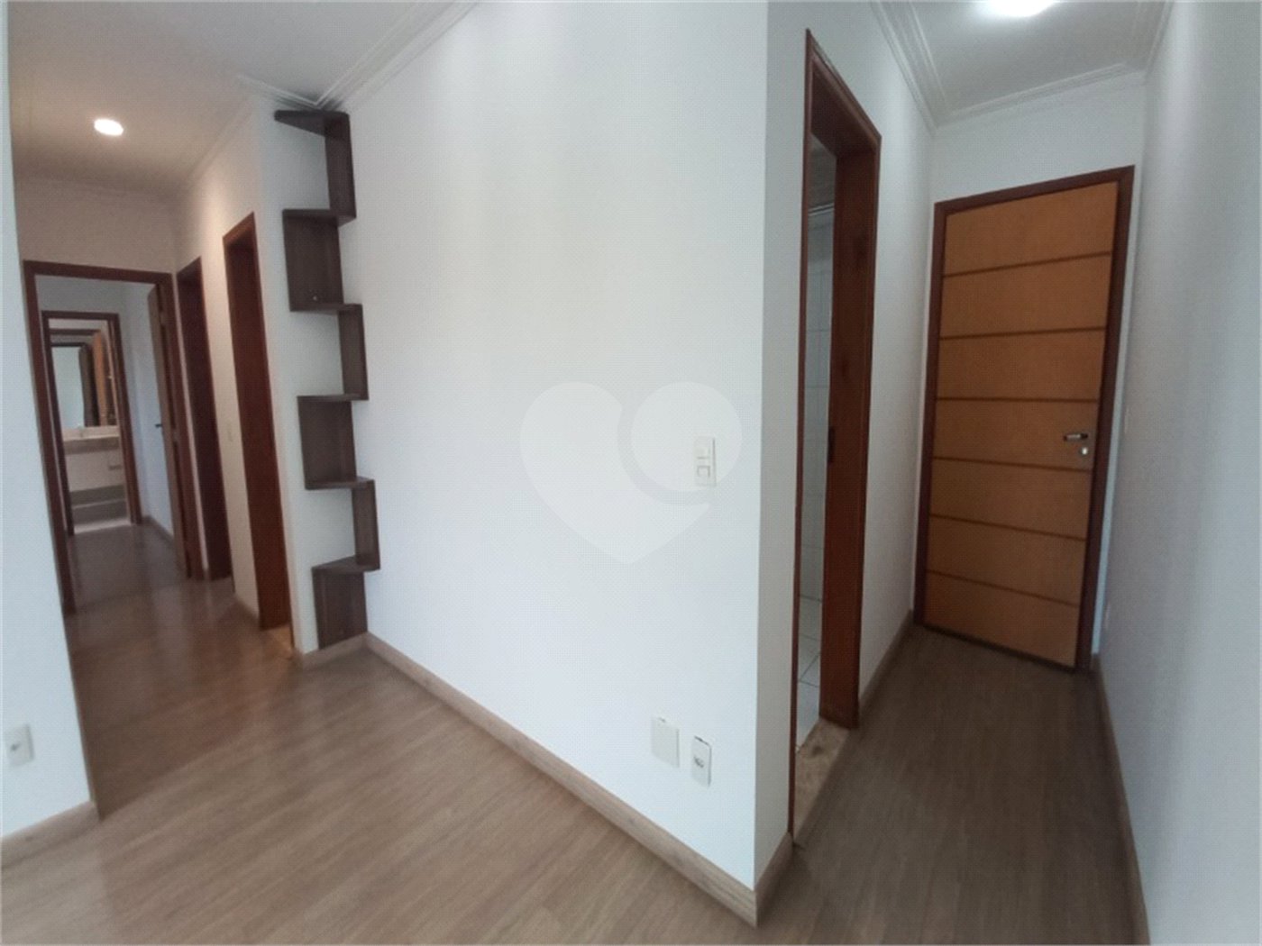 Apartamento à venda com 3 quartos, sendo 1 suíte, em Jardim Rossignatti, Indaiatuba, SP