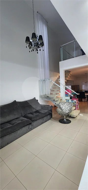 Casa à venda com 4 quartos, sendo 1 suíte, no condomínio Ibiaram1, Itupeva - SP