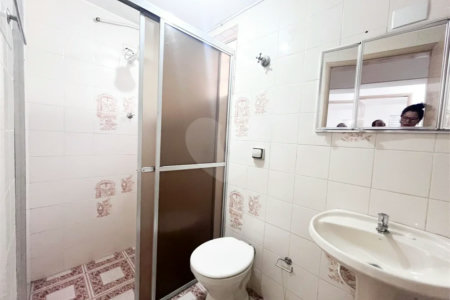 Casa à venda com 4 quartos, sendo 2 suítes, em Jardim São Paulo(zona Norte), São Paulo, SP