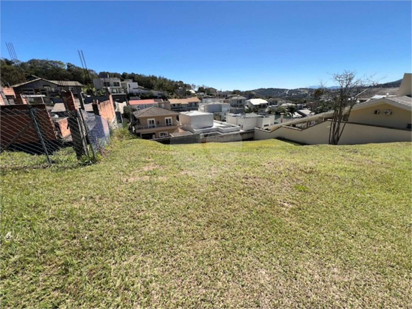 Terreno à venda no condomínio Água Verde, Atibaia - SP
