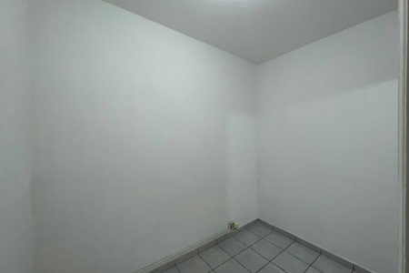 Apartamento 2 dormitórios + dependência, 1 vaga demarcada, no Campo Grande, Santos