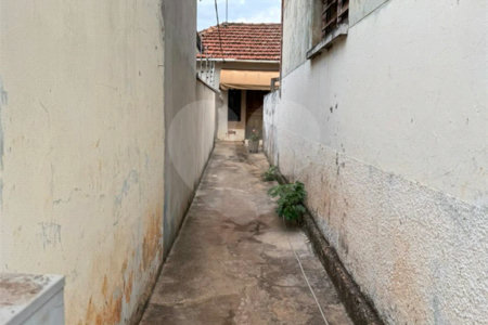 Casa à venda com 2 quartos no Centro, Araraquara, SP