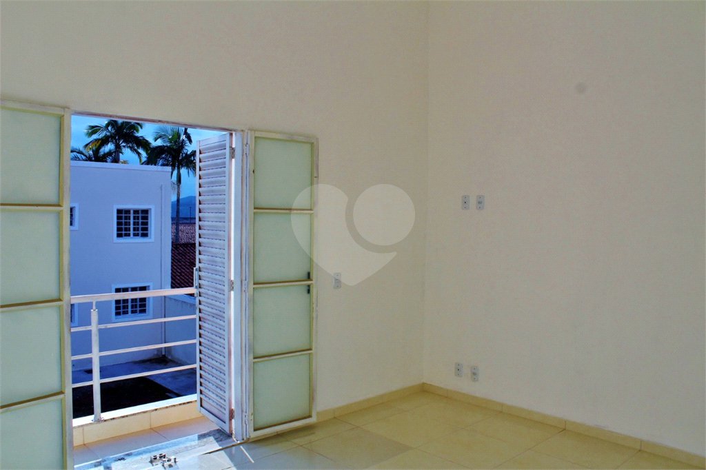 Casa à venda com 5 suítes em Loteamento Loanda, Atibaia, SP