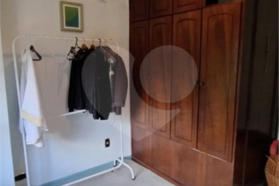 Sobrado à venda com 3 quartos, sendo 1 suíte, em Tremembé, São Paulo, SP