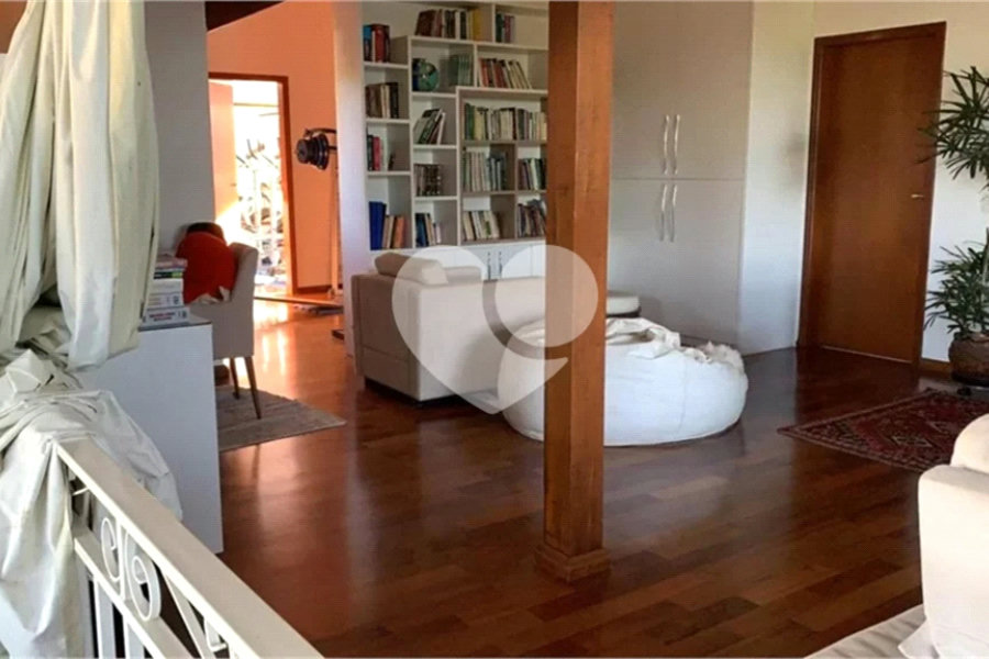 Casa à venda com 4 suítes no condomínio Suíça da Cantareira, Mairiporã - SP
