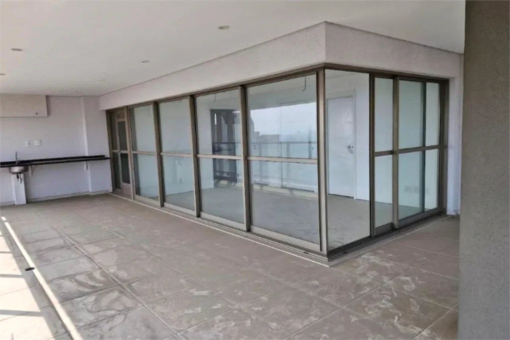 Apartamento à venda com 3 suítes em Sumarezinho, São Paulo, SP
