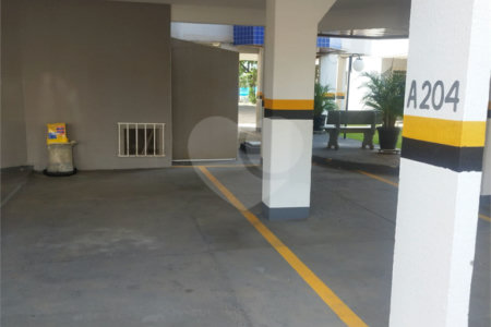 Apartamento à venda com 2 quartos, sendo 1 suíte,  em Estância Itaguaí, Caldas Novas, GO