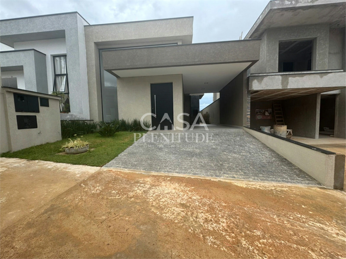 Terreno em condomínio à venda com 3 quartos, sendo 1 suíte, em Wanel Ville, Sorocaba, SP